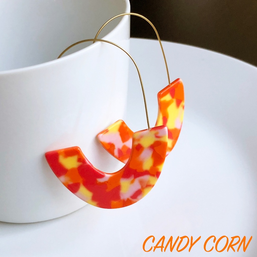 NEW "Azalea" U Acrylic Earrings (candy corn)